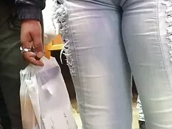Vergine e lui può po ...